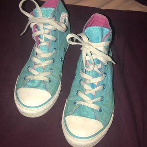 Converse size 3